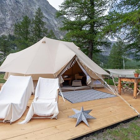 Hobo Camping กูร์มาเยอร์ ภายนอก รูปภาพ