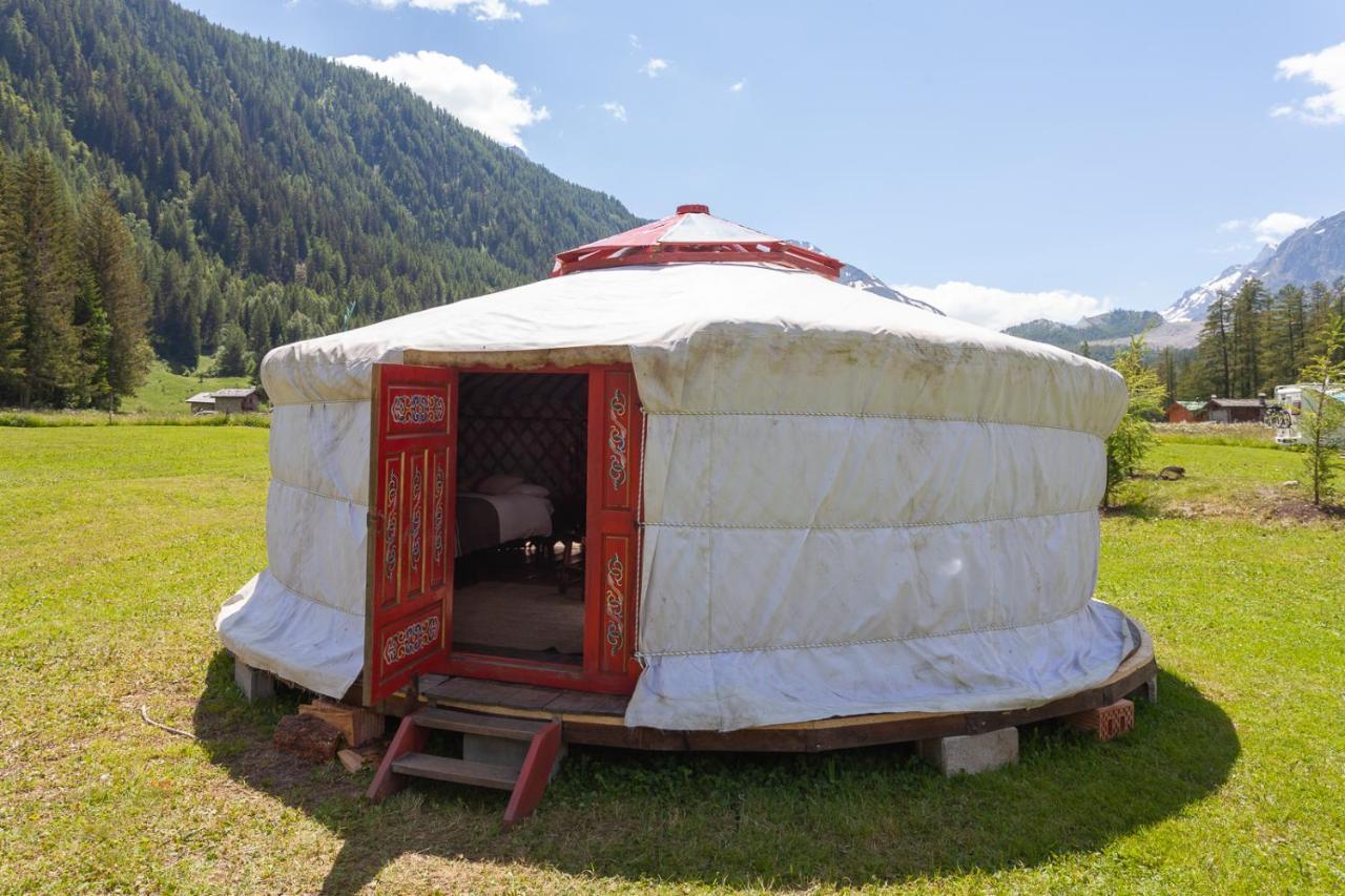 Hobo Camping กูร์มาเยอร์ ภายนอก รูปภาพ
