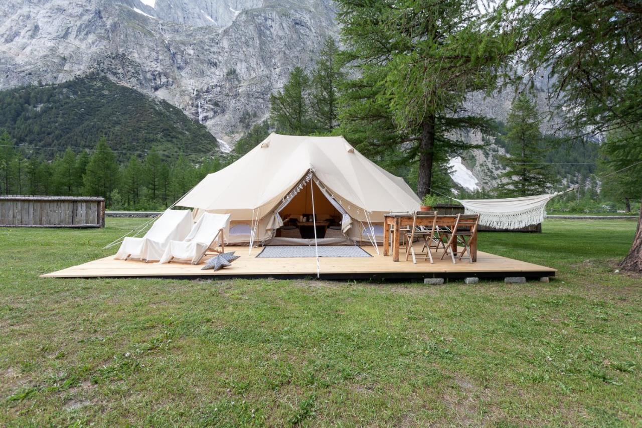 Hobo Camping กูร์มาเยอร์ ภายนอก รูปภาพ